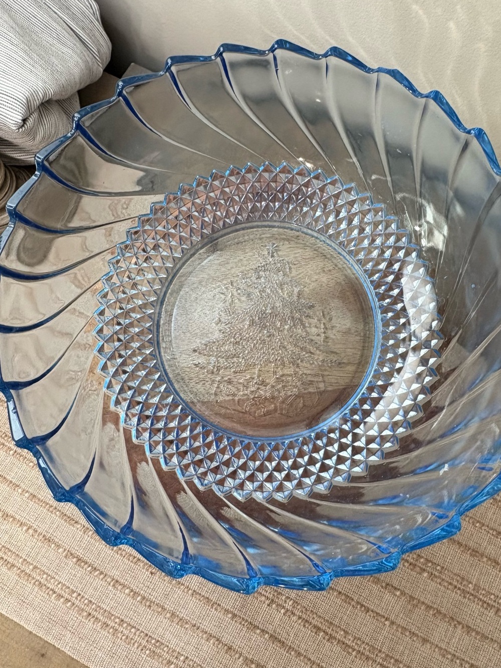 KIG Indonesia Vintage Glass Large Blue Crystal Christmas Tree Serving Bowl 9.25”